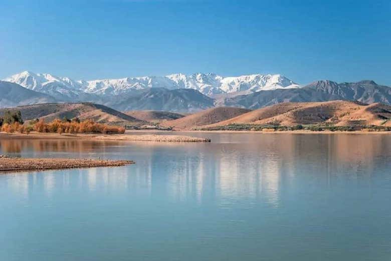 O lago Lalla Takerkoust